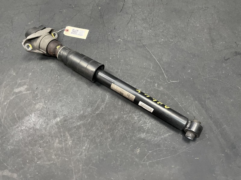 Rear Right Shock Absorber 2019 Audi S5 Coupe 8W0616025F 2018 2020 2021-2023