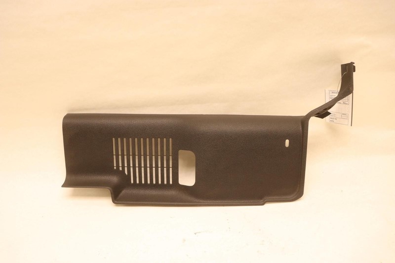 2011-2016 FORD F250 SD REAR LEFT SIDE QUARTER C PILLAR TRIM COVER PANEL OEM