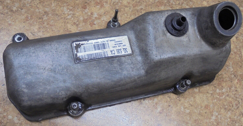 2004 Ford Mustang 3.8 3.9 L Engine Cylinder Head Valve Cover Panel Left Driver