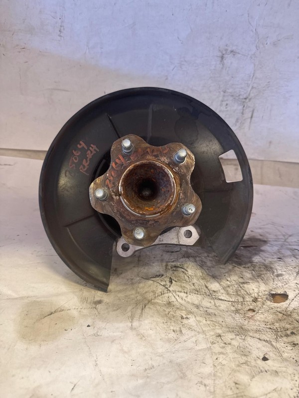 Rear Knuckle/stub Axle NISSAN ALTIMA Right 19 20 21 22 23 24