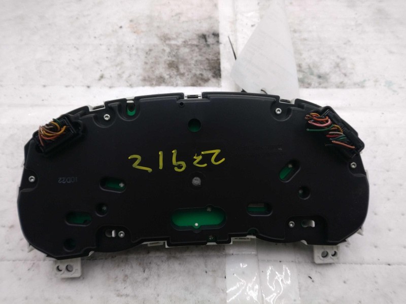 2011 Hyundai Accent Speedometer Gauge Green OEM 940091E231 940091E232