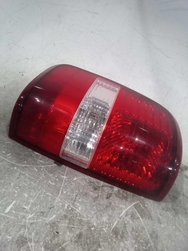 Used Left Tail Light Assembly fits: 2007 Ford F150 PICKUP Flareside Left Grade B