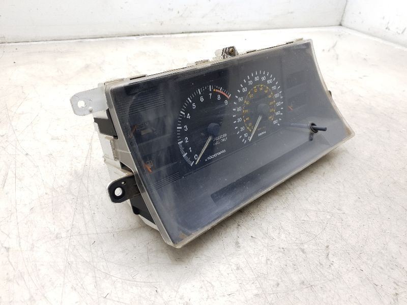 85-86 TOYOTA MR2 SPEEDOMETER CLUSTER