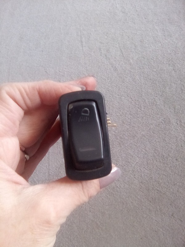 Mack 1MR4323M4 Light Switch W Connector