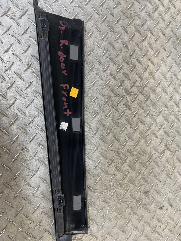 2006-2012 Mercedes Benz W164 GL450 Rear Driver Door Trim Black Oem Tested