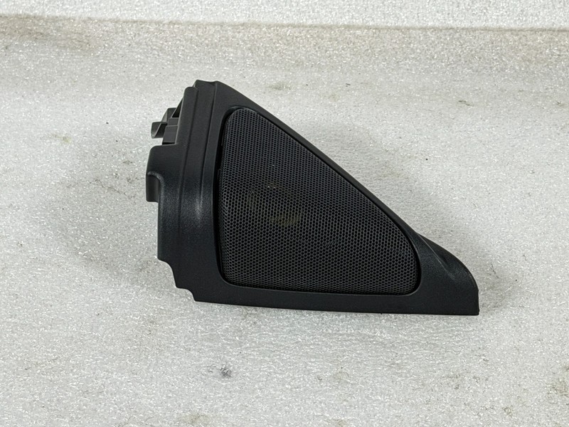 2018-2021 HONDA ACCORD FRONT LEFT DOOR CORNER TWEETER TRIM COVER PANEL OEM