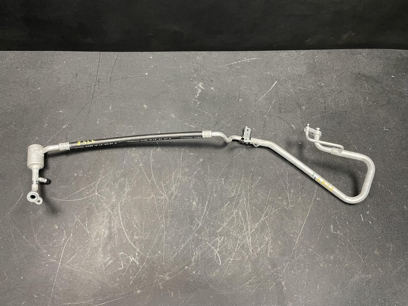 A/C Refrigerant Suction Hose 2022 Subaru Forester 73425-SJ050 2019 2020 - 2024
