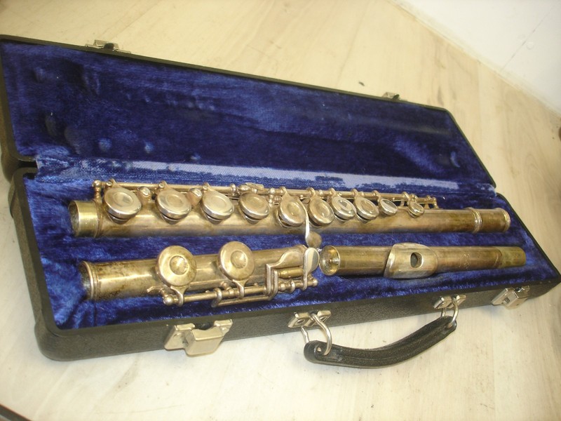 Gemeinhardt 2SP Flute W/hard Case j36838 Elkhart IN