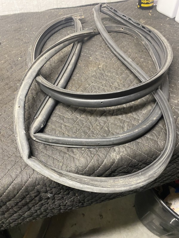 2012 Town And Country Left Front Door Seal OEM