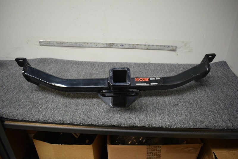 CURT TOW HITCH FACTORY OEM