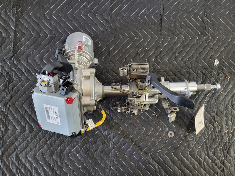Used Oem Hyundai Power Steering Column Manual 1.6L AWD for 2018-2021 Kona