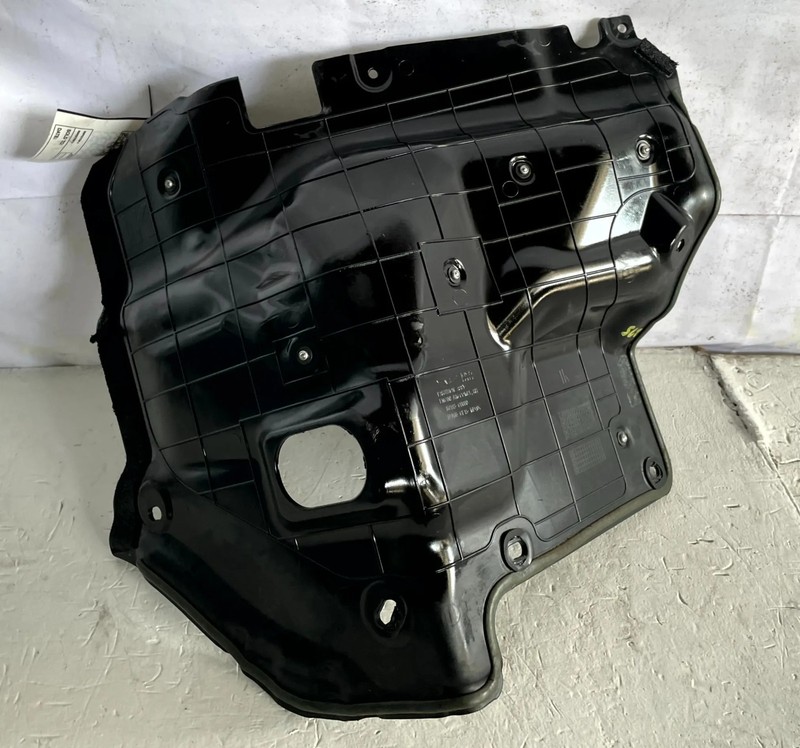 2019-2023 GENESIS G70 RIGHT SIDE ENGINE BAY INSULATION PARTITION COVER 110078
