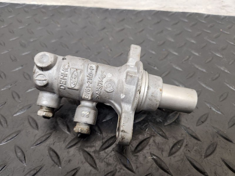 13-19 Ford Escape Brake Master Cylinder W/O Reservoir OEM EV6Z-2140-A
