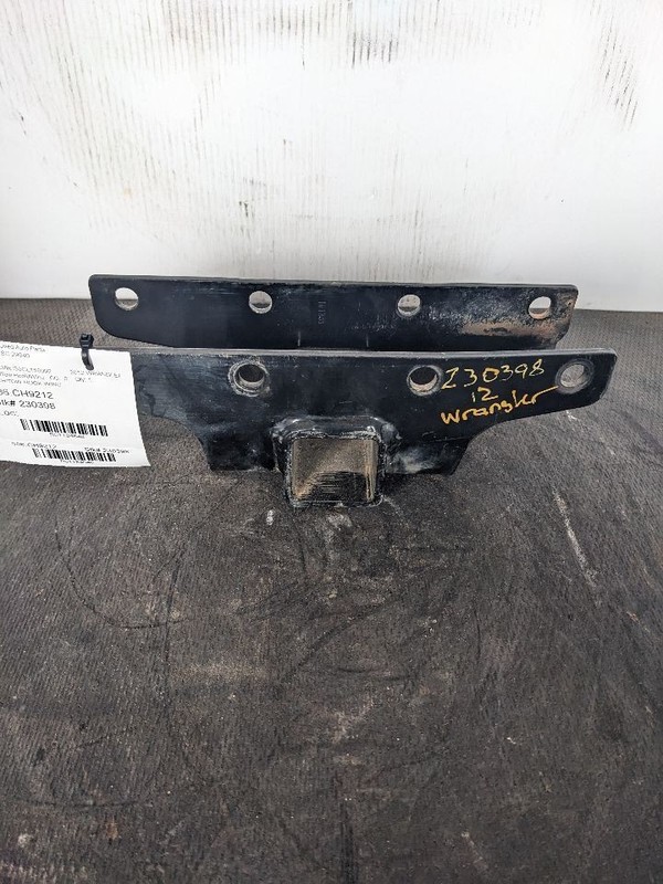 Jeep JK Wrangler Rear 2 in Hitch Receiver with Wiring Harness 2007-20171184548