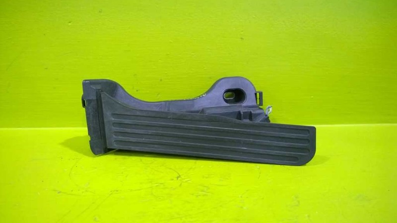 12 13 14 15 VOLKSWAGEN PASSAT GAS ACCELERATOR PEDAL OEM 3262-16
