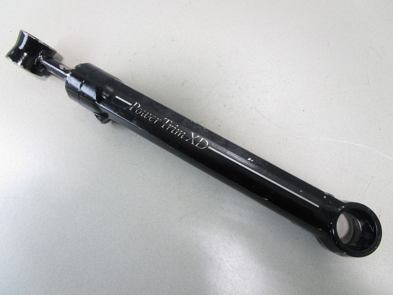 14034A3 Starboard/Right Trim Cylinder For Alpha Mercruiser 1983-1990 14034-1