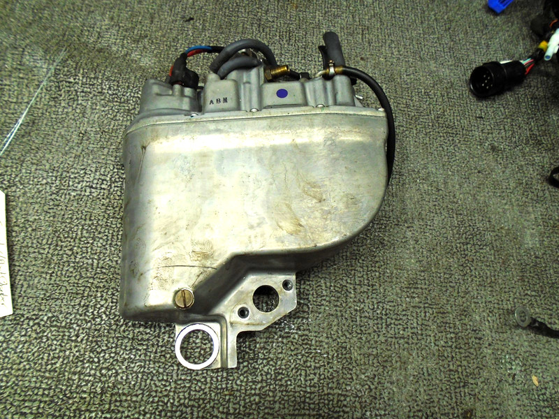YAMAHA HPDI OEM FUEL SEPERATOR ASSY 68F-14182-01-00 OUTBOARD MOTOR 150-200HP