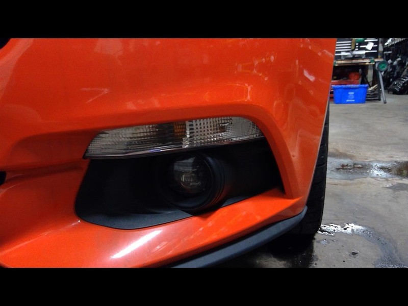 Driver Corner/Park Light Bumper Mounted Fits 15-19 MUSTANG 1521566