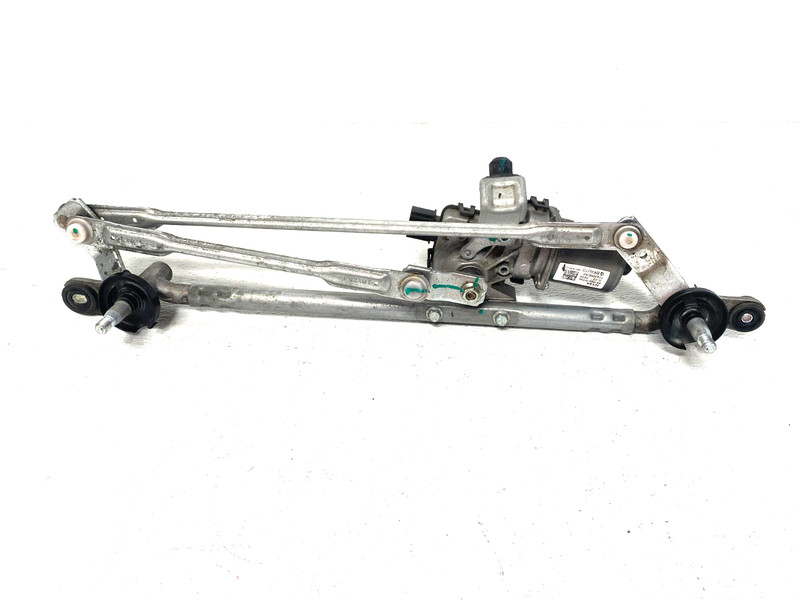 22 23 24 HYUNDAI TUCSON FRONT WINDSHIELD WIPER MOTOR AND LINKAGE OEM #A0.17