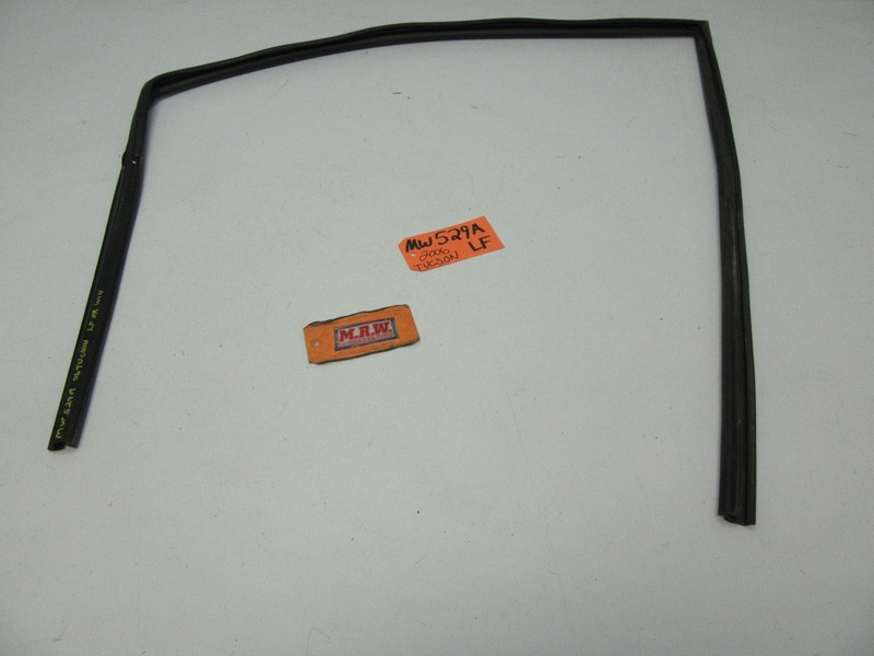 for TUCSON LEFT FRONT DOOR RUBBER SEAL GLASS WINDOW CHANNEL TRACK MOLDING DRIVER