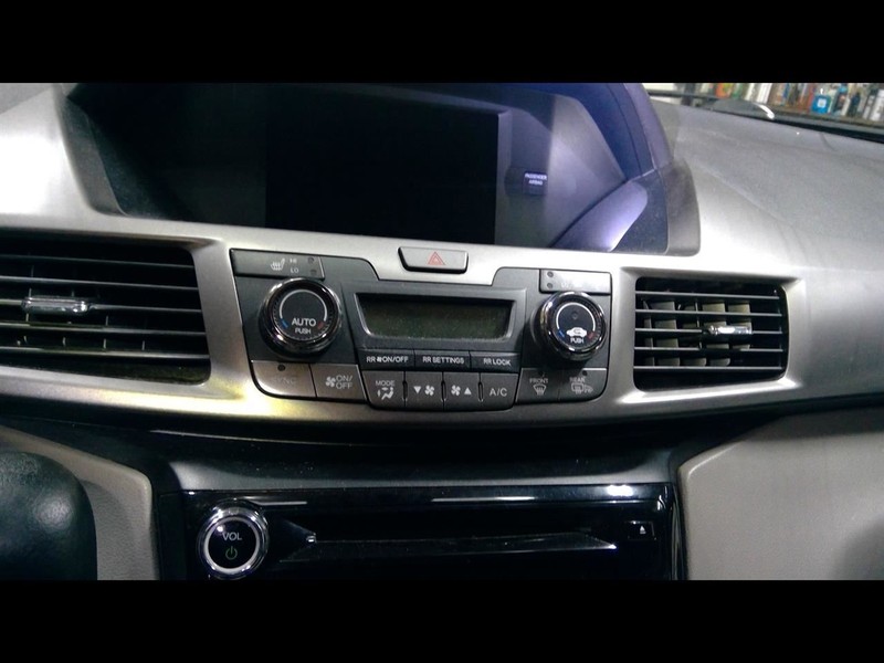 Temperature Control Dash Mounted EX-L Leather Fits 11-17 ODYSSEY 1465754