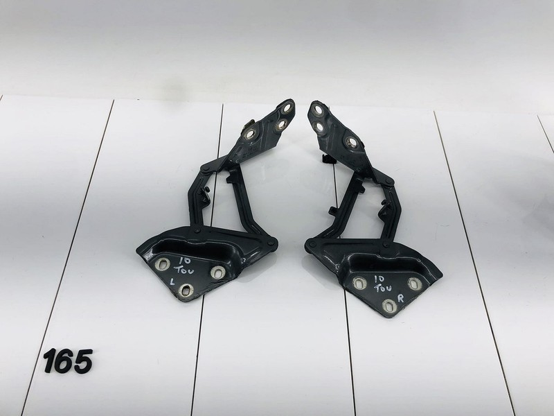 04-10 VOLKSWAGEN TOUAREG FRONT RIGHT & LEFT SIDE HOOD BONNET HINGE SET OF 2 OEM