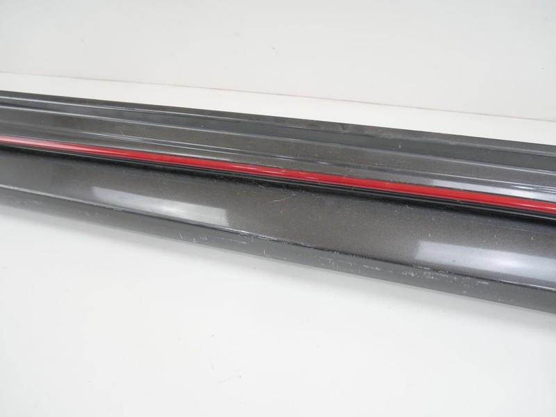 2013-2017 Nissan Juke Nismo RS Left LH Driver Side Skirt Rocker Panel Gray OEM