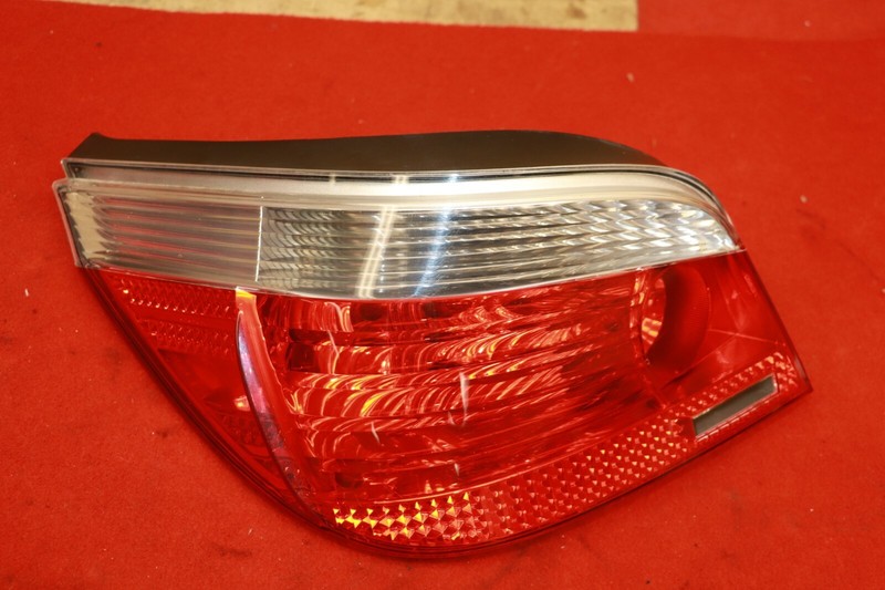 BMW E60 525 530 545 550 M5 Rear Left Driver Side Tail Light Brake Lamp Unit OEM