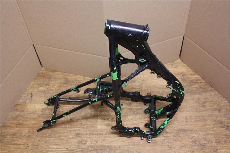 1994 KAWASAKI KX 80 MAIN FRAME CHASSIS BODY OEM KX80 94
