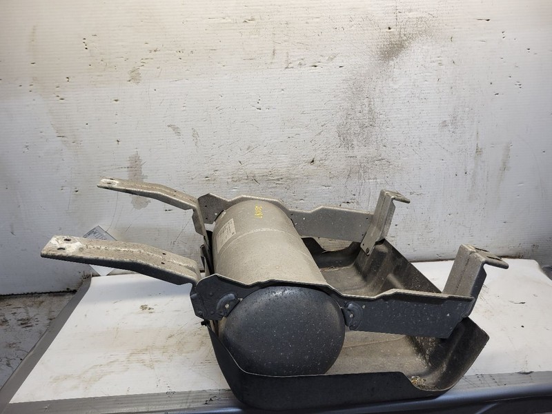 Air Suspension Tank 2011 Mercedes GL450 1643200215