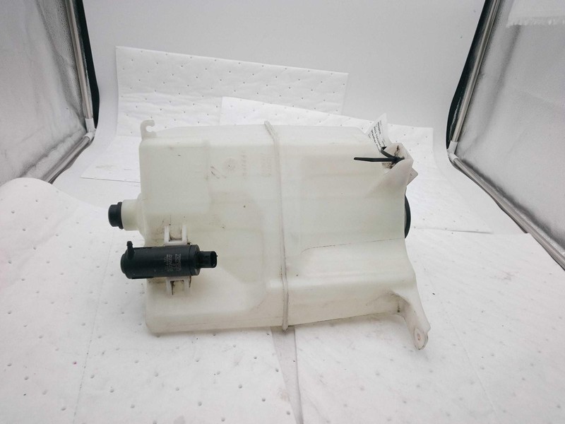 2021 Toyota Tacoma Washer Fluid Reservoir OEM Grey 117K Miles NJ25-28415