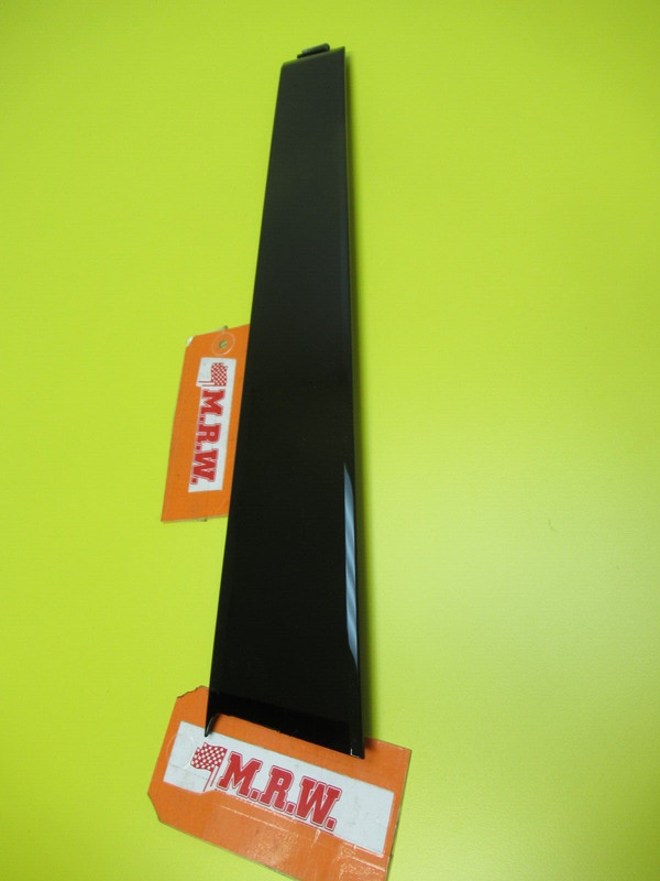 MOLDING DOOR GLASS WINDOW TRIM BLACK CAP Passenger SIDE FRONT ACURA RLX 14-20