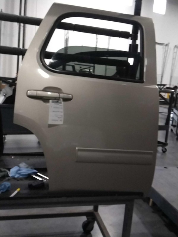 2013 GMC Yukon Right Rear Door Silver OEM Used 160K Miles - Fits Tahoe 07-14
