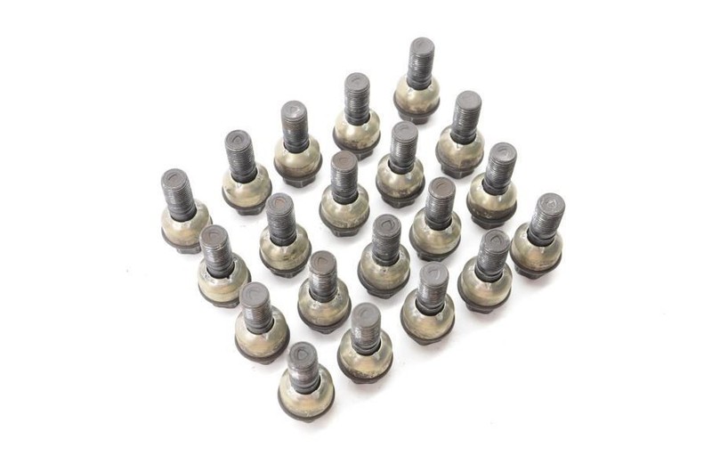 2013-2019 Porsche Boxster S Complete Set of 20 Lug Nuts Bolts