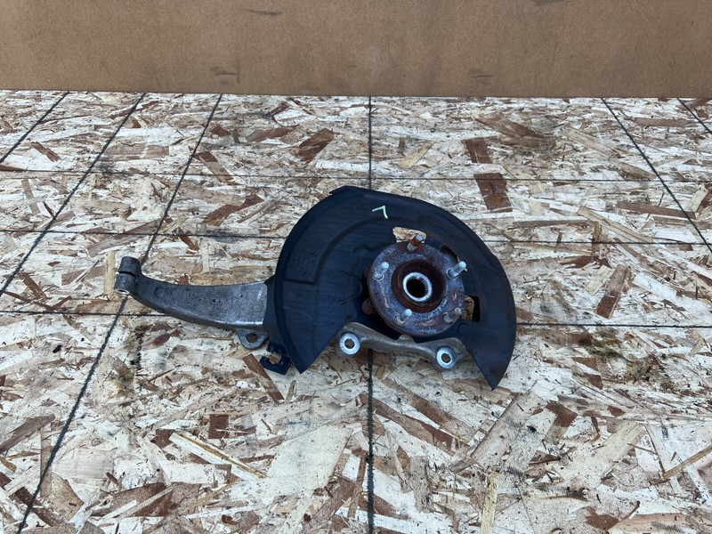 INFINITI Q50 Q60 2014-2023 OEM FRONT LEFT DRIVER SPINDLE KNUCKLE HUB AWD