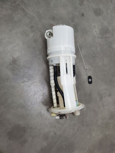 Fuel Pump Assembly 5.6L 8 Cylinder Fits 08-12 PATHFINDER 272130