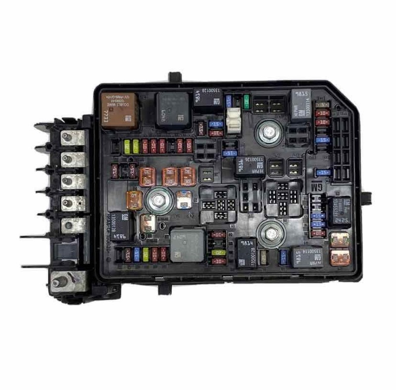 18 21 CHEVROLET EQUINOX 1.5L ENGINE RELAY FUSE BOX ASSY OEM 23246682