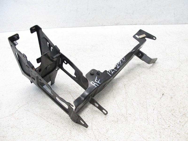 12-15 BMW F30 335i 328i SEDAN HEADLIGHT SUPPORT BRACKET RIGHT OEM 121224