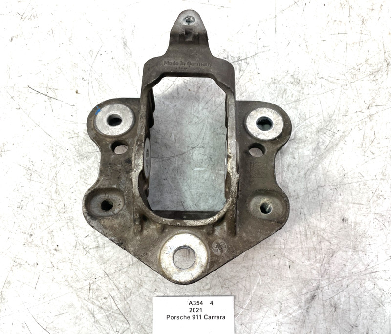 ✅ 20-24 OEM Porsche 911 Carrera 992 Rear Left Suspension Subframe Bracket 23k