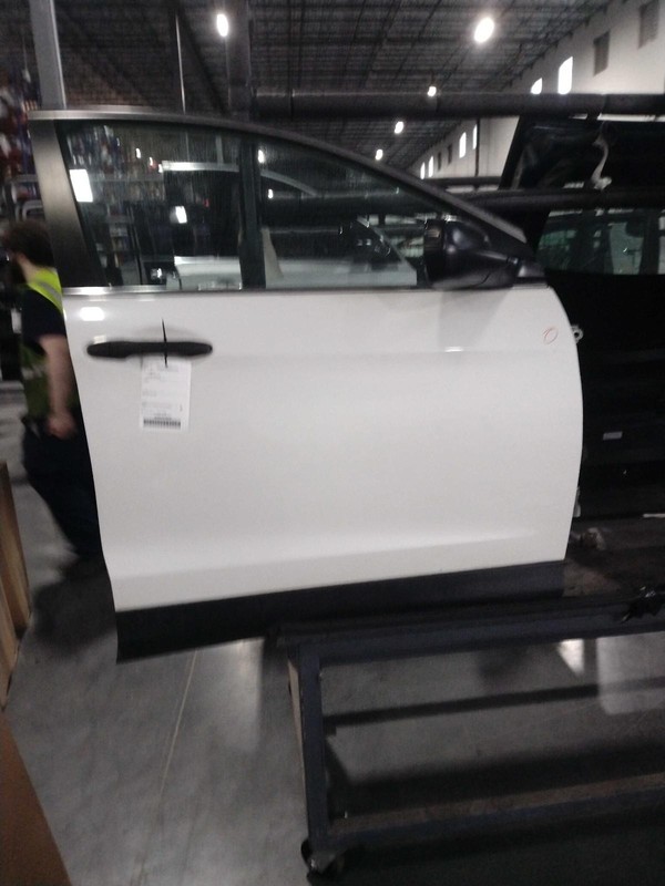 2016 Honda CR-V Right Front Door White OEM Used 50k Miles NJ25-25895-658720