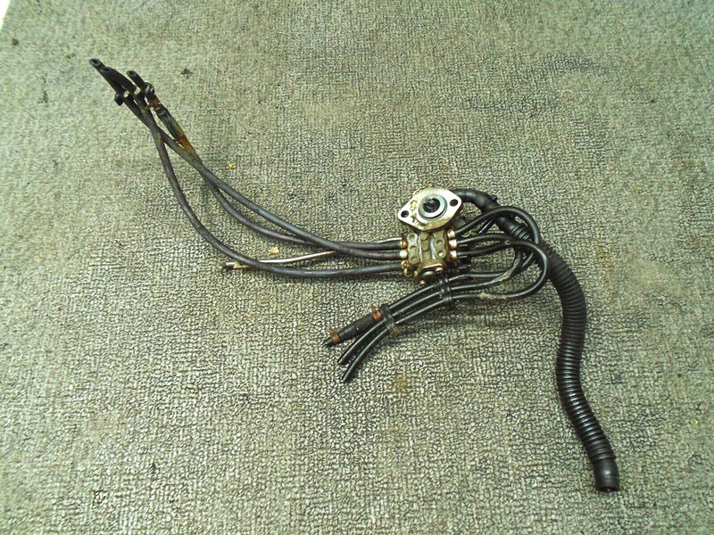 Oil Pump Assy 6D0-13200-02-00 Yamaha Outboard Motor 2005 300 Hp HPDI Part