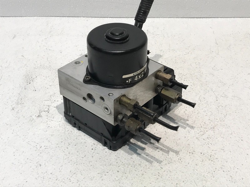 01-02 Ford Explorer Sport Abs Pump Control Module 1L54-2C346-BD