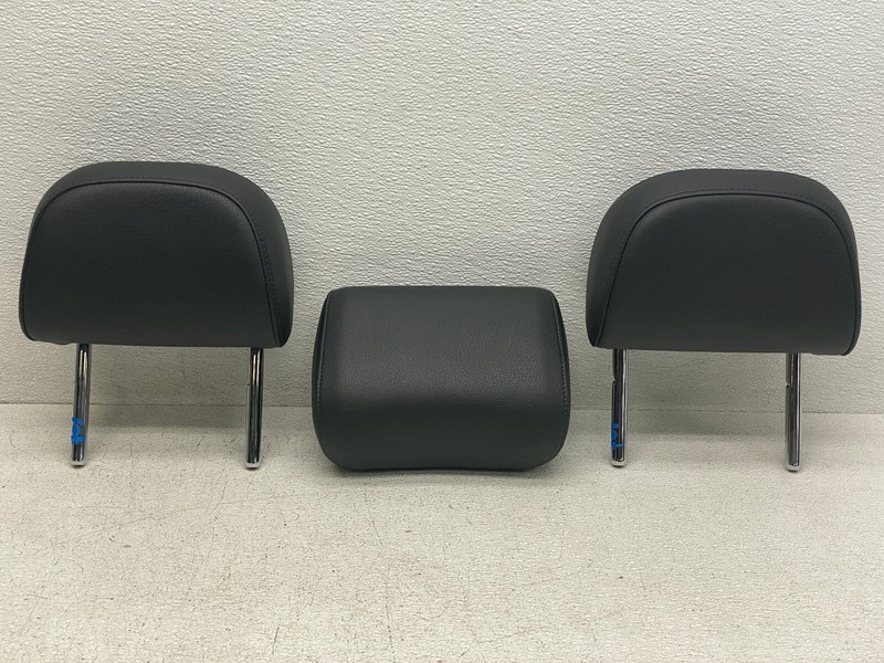 2015-2016 AUDI A3 REAR 2ND ROW HEADREST SET OEM LOT701