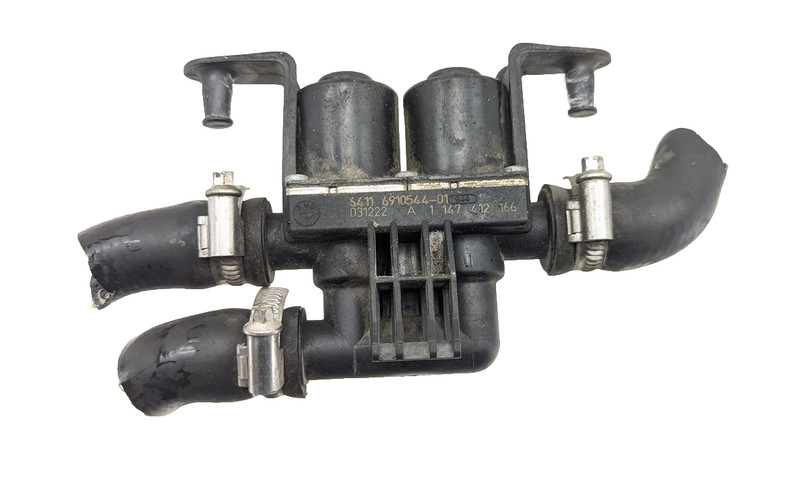 2000-2018 BMW X5 E70 - Heater / Water Control Valve 6910544