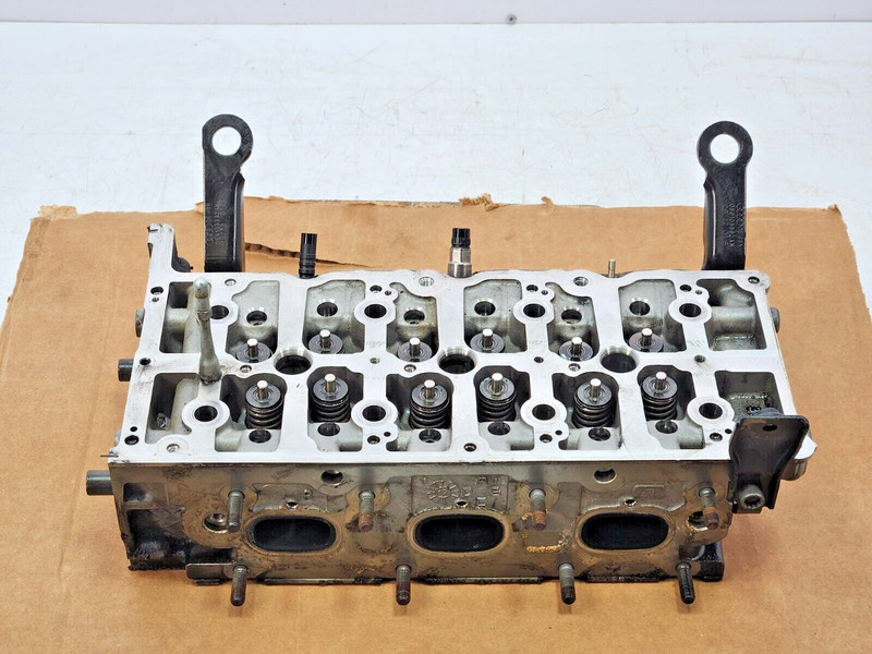 ✅13-16 OEM Porsche Cayenne 958 3.0L V6 Right Engine Motor Cylinder Head