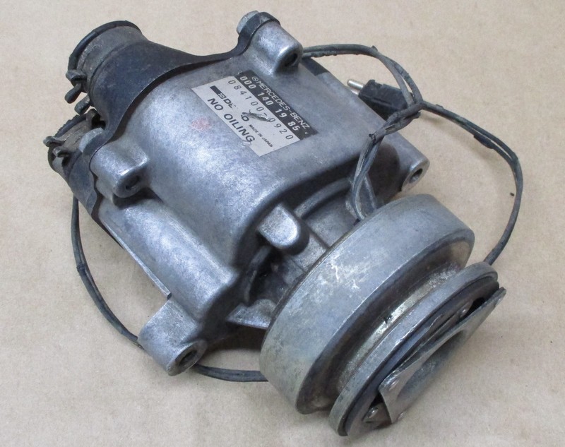 USED 1986-1989 MERCEDES BENZ W126 C126 420SEL 560SL/SEL SMOG AIR PUMP 0001401985
