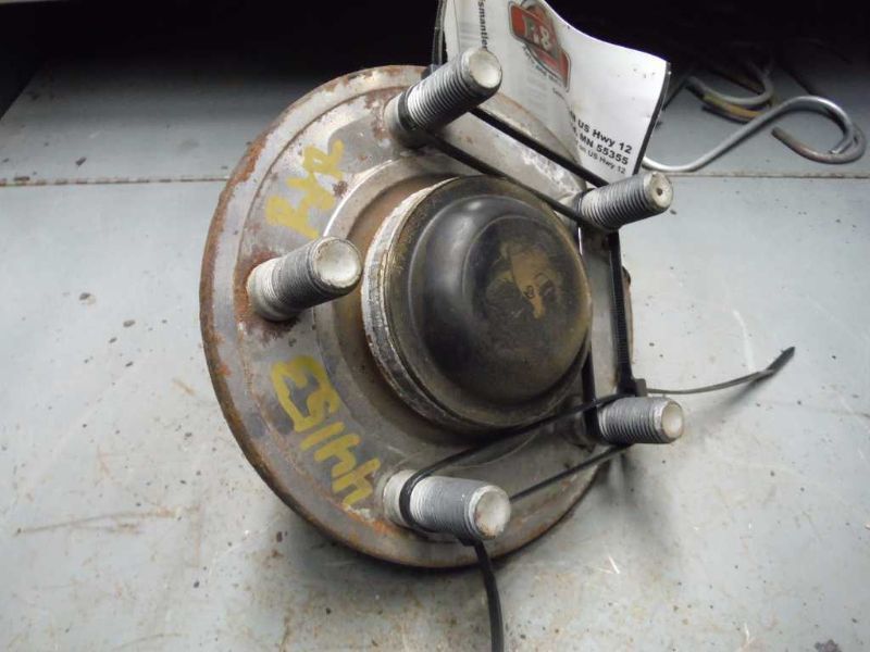 05 06 07 08 09 10 11 12 13 CHRYSLER 300 HUB FRONT BASE RWD VIN A 7TH DIGIT