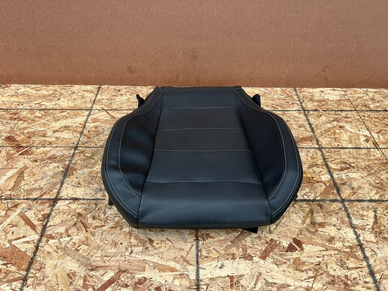 FORD MUSTANG GT 2015-2023 OEM FRONT RIGHT PASSENGER LOWER SEAT CUSHION BLACK