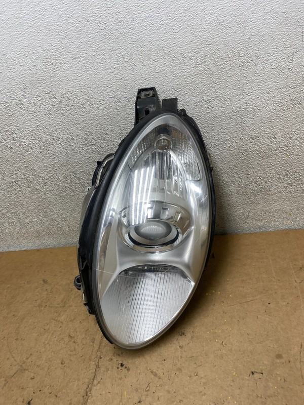 Xenon HID 2006 2010 Mercedes W251 R-Class Left Driver LH HeadlightOEM X7233 GD