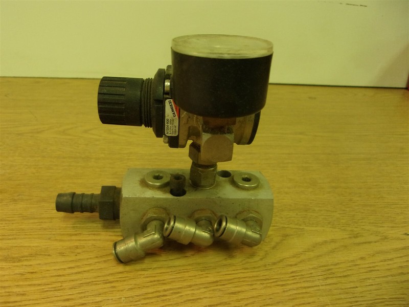 Camozzi N1204-R00 Pneumatic Pressure Regulator*FREE SHIPPING*